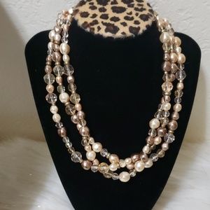 Price drop🎀 Beaded triple strand necklace